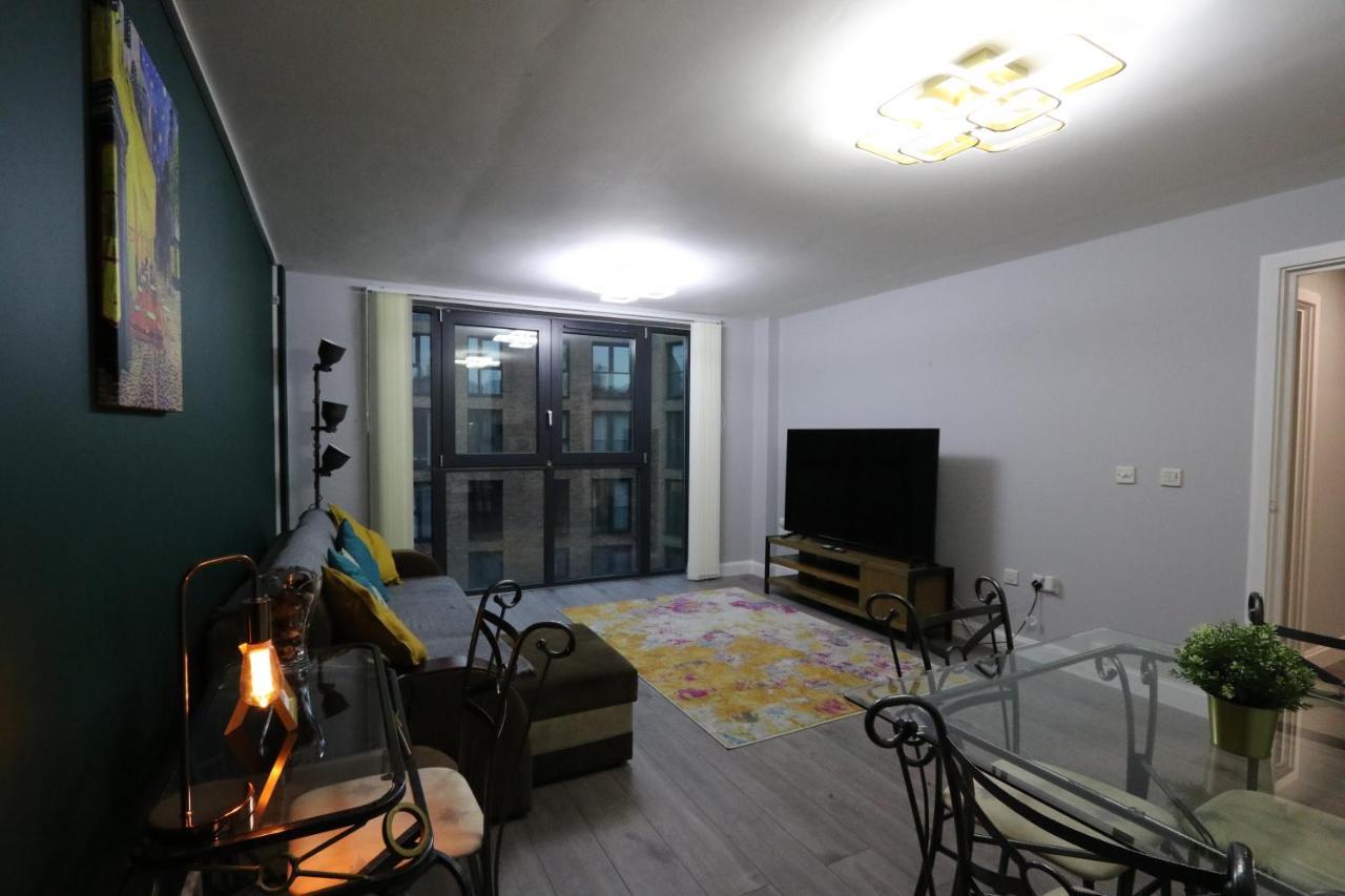 ברמינגהאם Stunning Top Floor Southside Apartment 2 Beds Parking Wifi Netflix מראה חיצוני תמונה